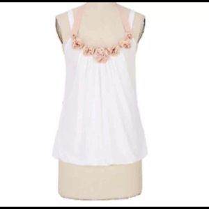Anthro Beautiful detail rose embellished tank